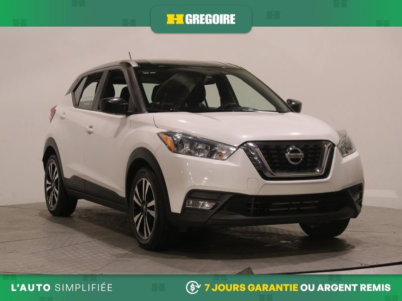 2019 Nissan Kicks White Laval - photo #0