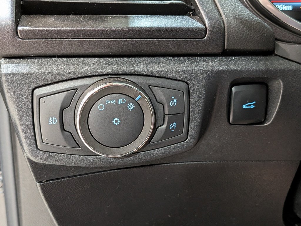 2020 Ford Fusion Energi Titanium FWD Black Val-David - photo #32