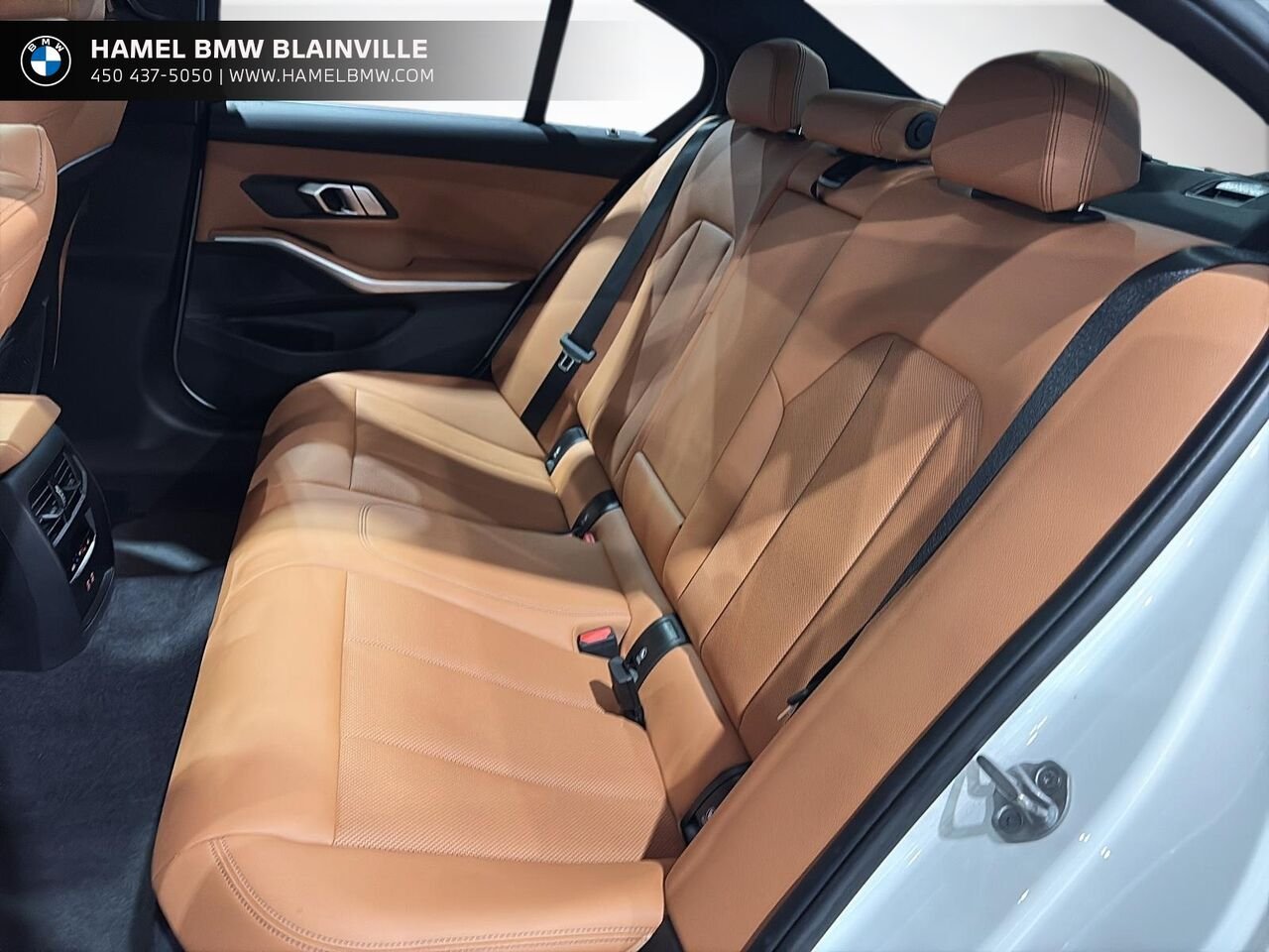BMW 3 Series 330i xDrive berline 2023 Blanc Blainville - photo #9