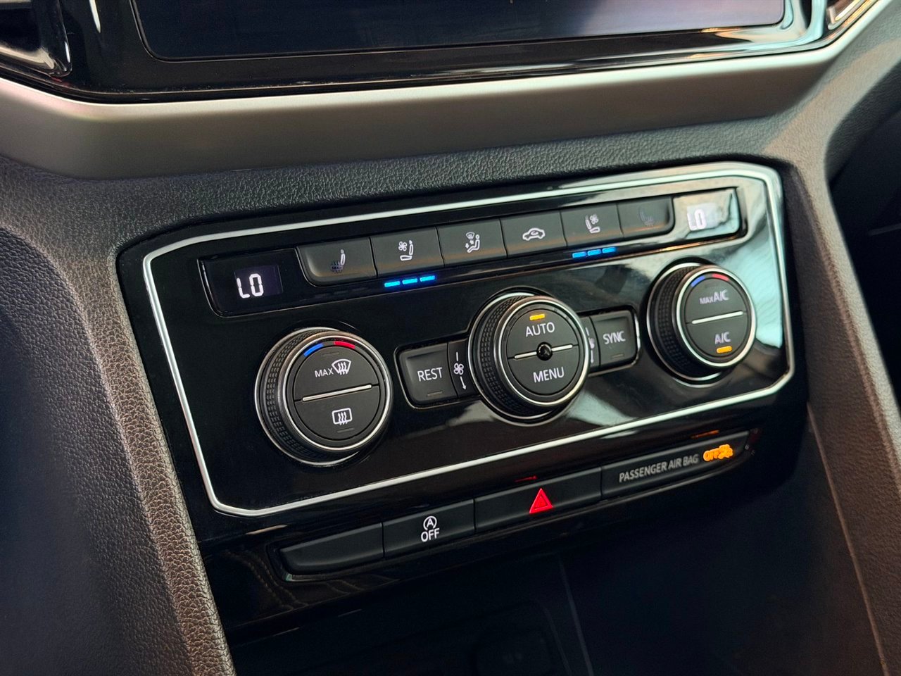 Volkswagen Atlas 2021 Gris Notre-Dame-des-Prairies - photo #33