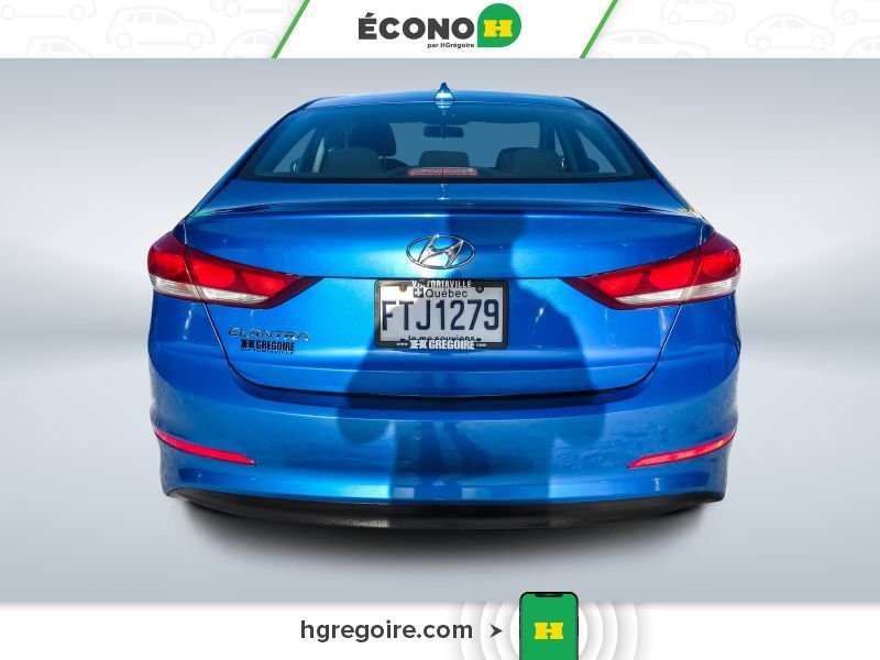Hyundai Elantra 2017 Bleu Blainville - photo #6