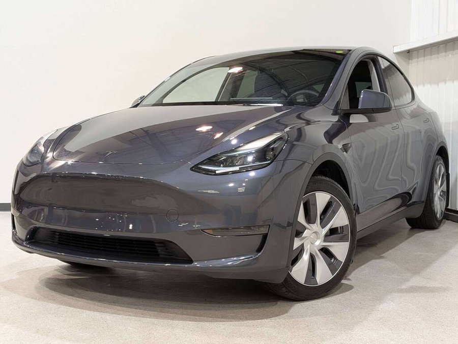 2023 Tesla Model Y Grey