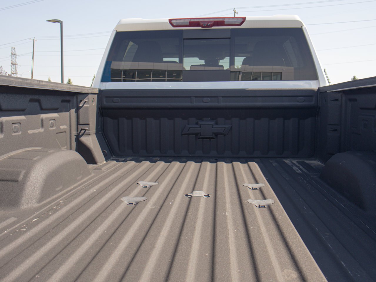 2024 Chevrolet Silverado 3500HD 4WD Crew Cab 159 LTZ White Sherwood Park - photo #10