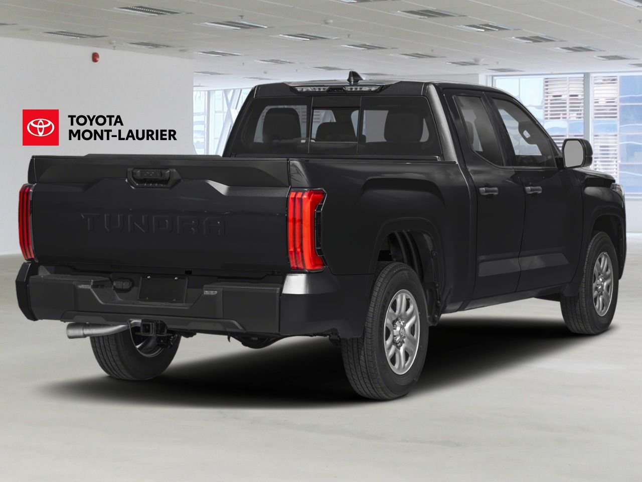 2026 Toyota Tundra Midnight Black Metallic Mont-Laurier - photo #2