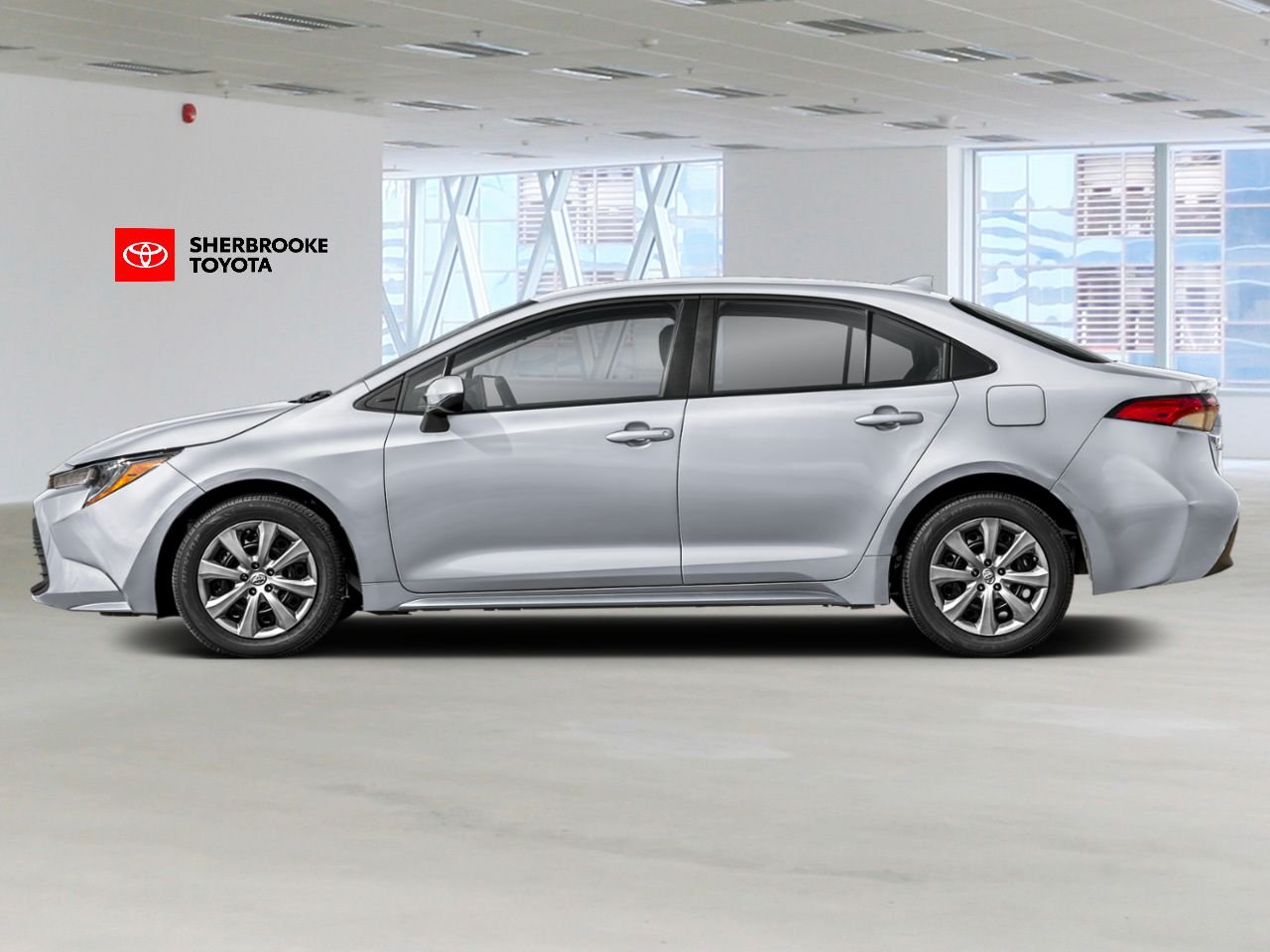 Toyota Corolla L CVT 2026 Argent classique métallisé Sherbrooke - photo #2
