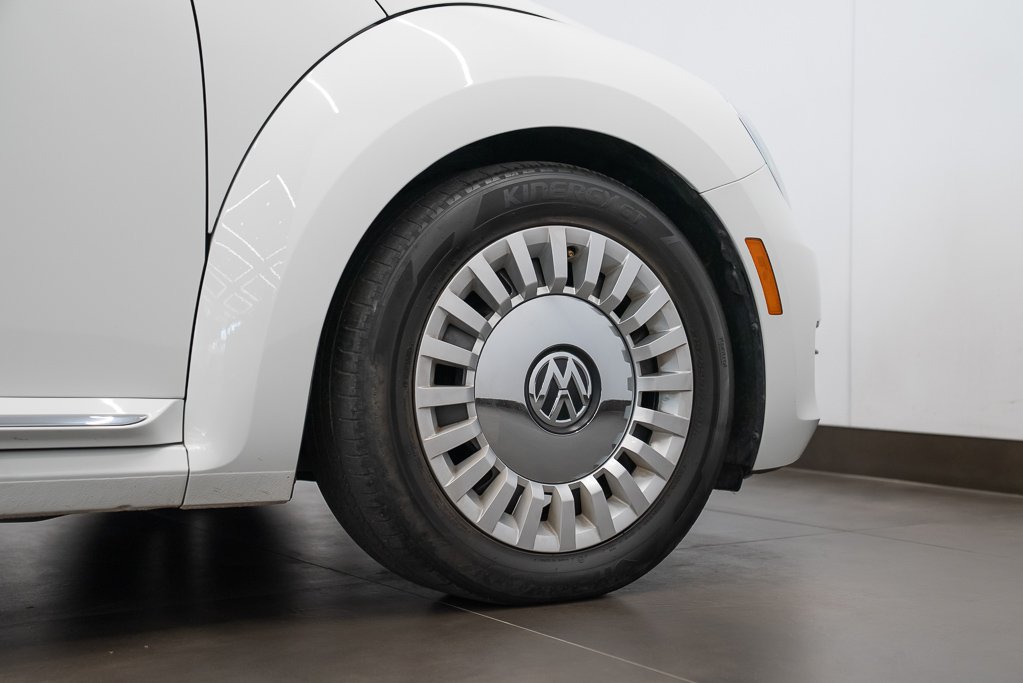 2016 Volkswagen Beetle Denim Edition White Kirkland - photo #9