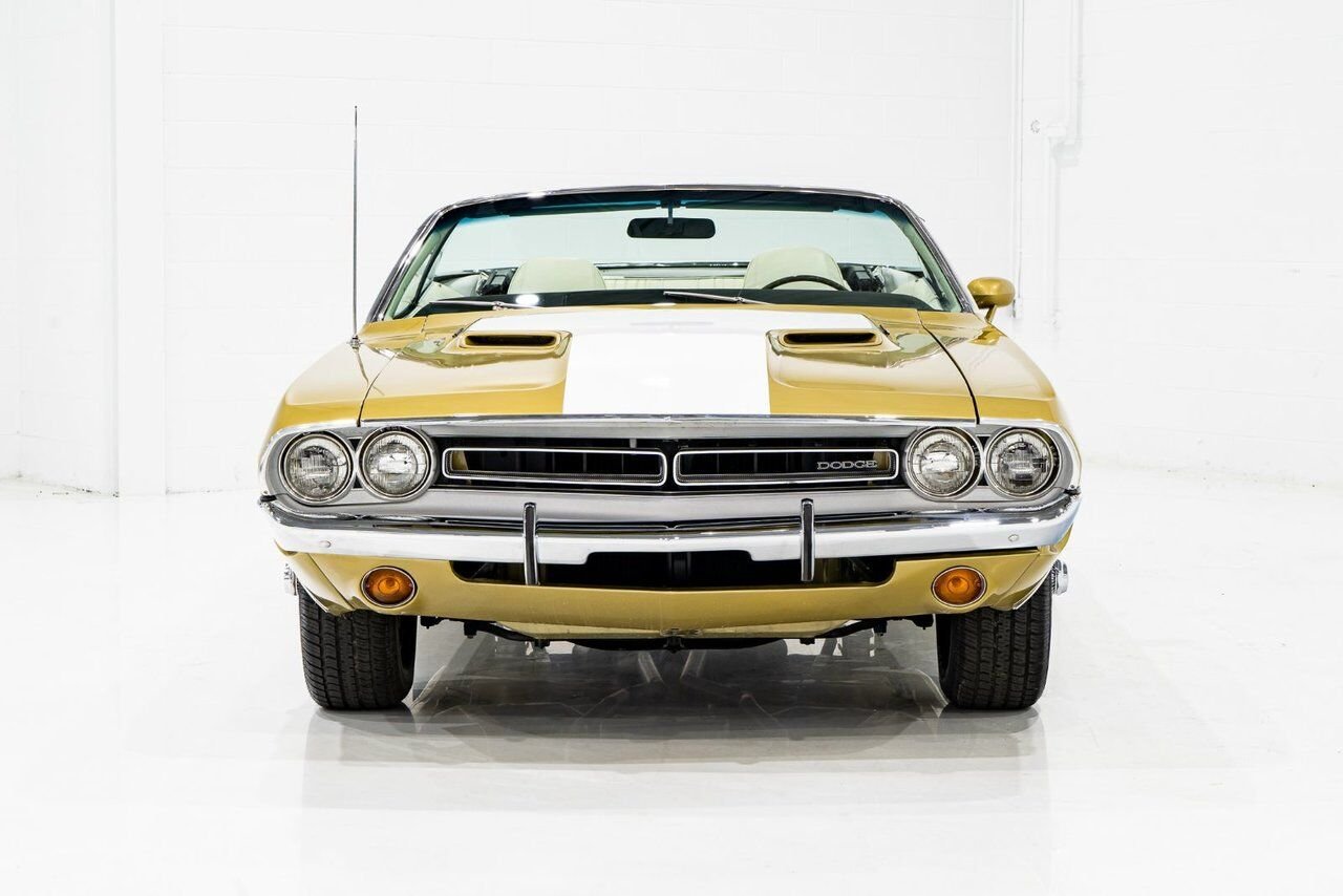 Dodge Challenger *PRIX EN USD* Convertible Fully restored to desirable specifications 1971 Or Montréal - photo #57