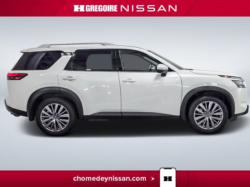 2024 Nissan Pathfinder White Laval - photo #10