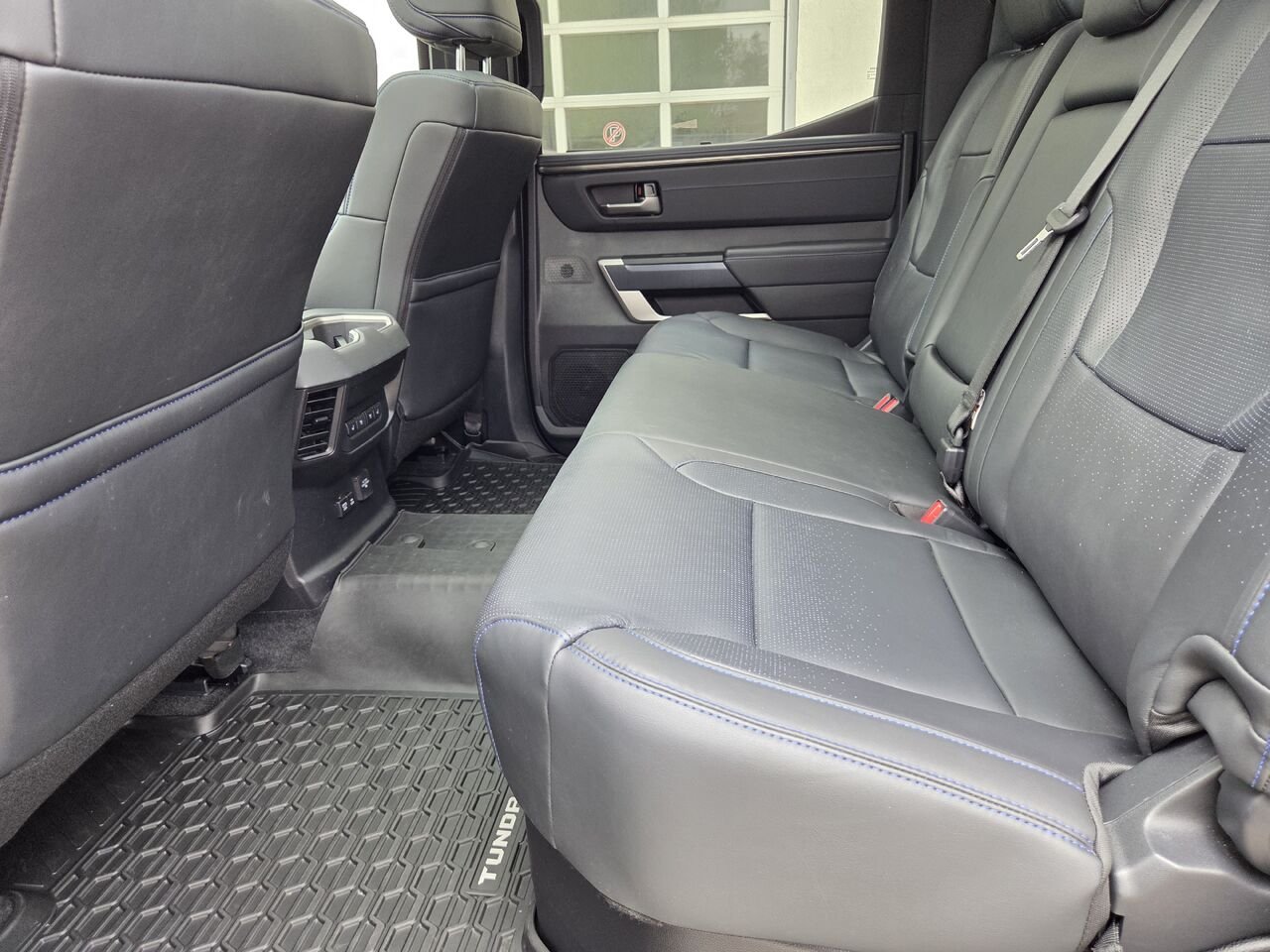 2026 Toyota TUNDRA Black Mont-Laurier - photo #11