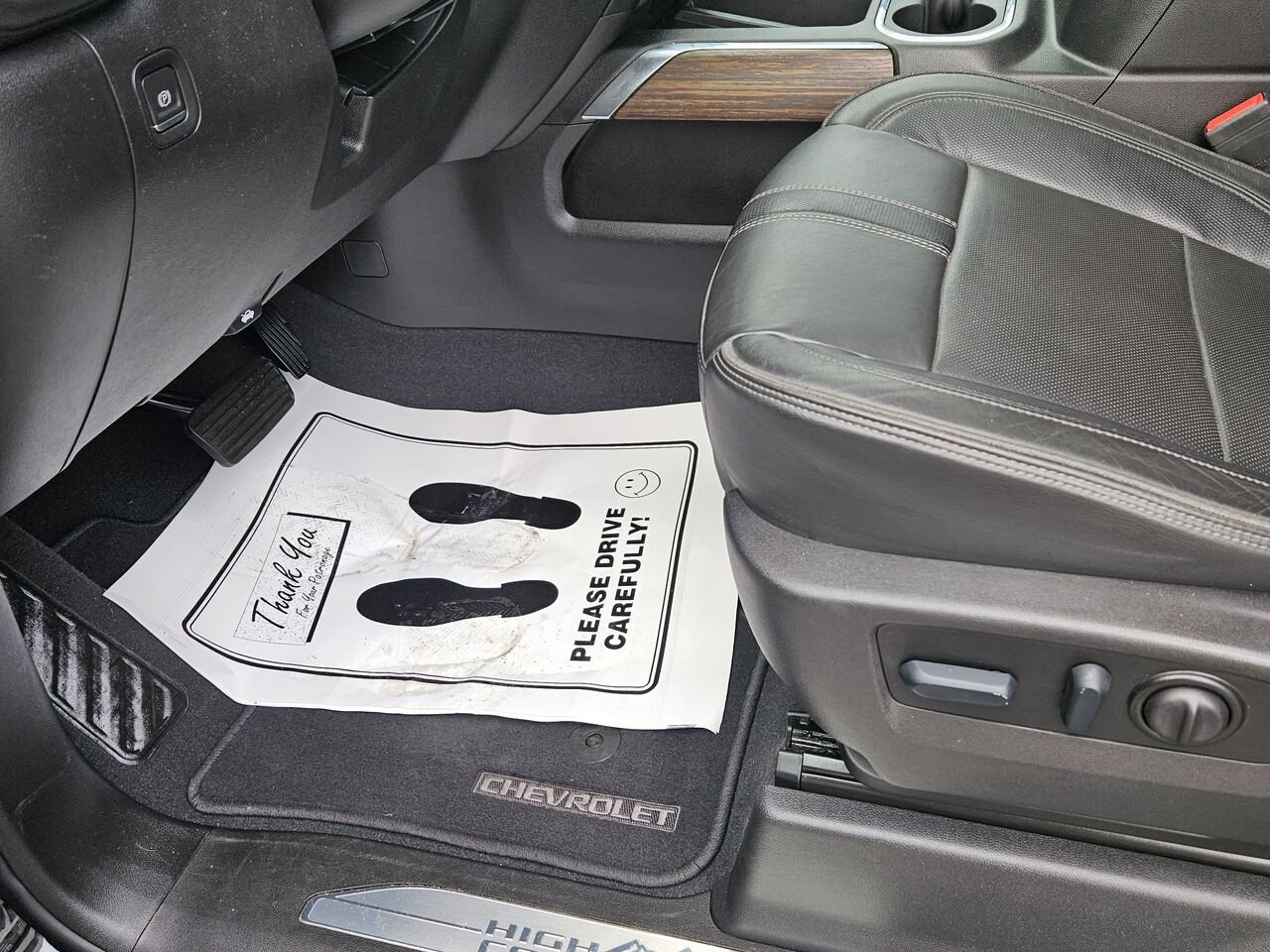 2023 Chevrolet Silverado 2500HD High Country cabine multiplace 4RM 159 po Black Thetford Mines - photo #17