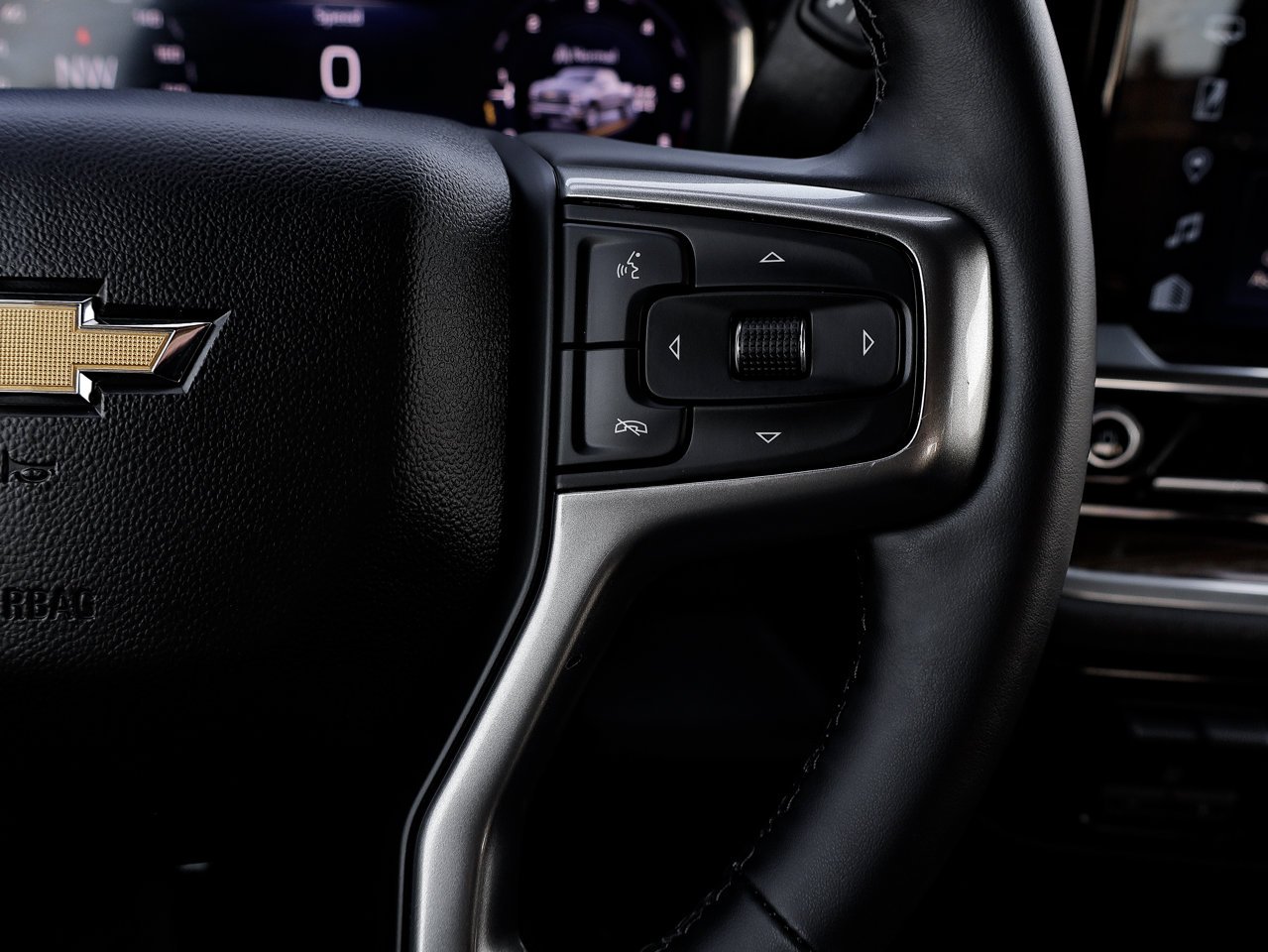 2025 Chevrolet Silverado 1500 4WD Crew Cab 147 LT White Sherwood Park - photo #21