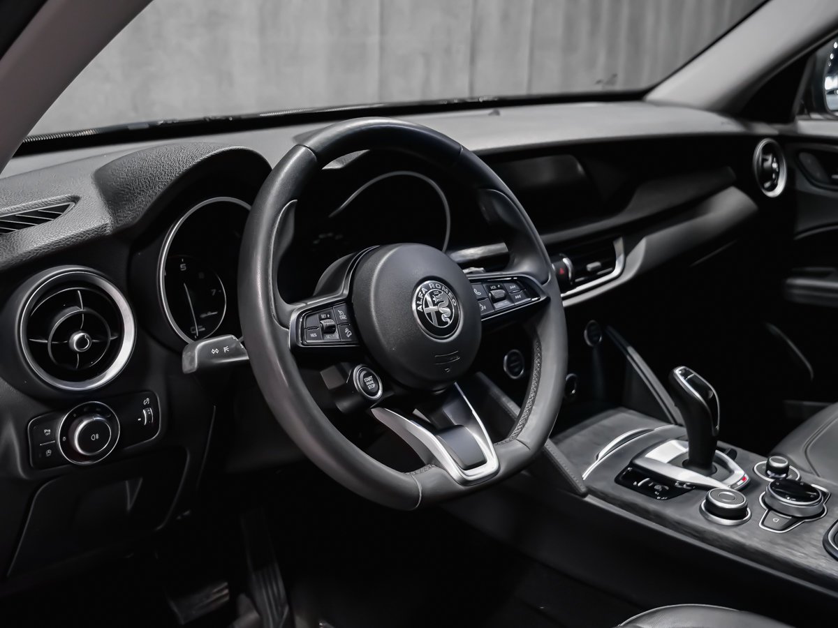 Alfa Romeo Stelvio Sprint 2021 Gris Montréal - photo #7