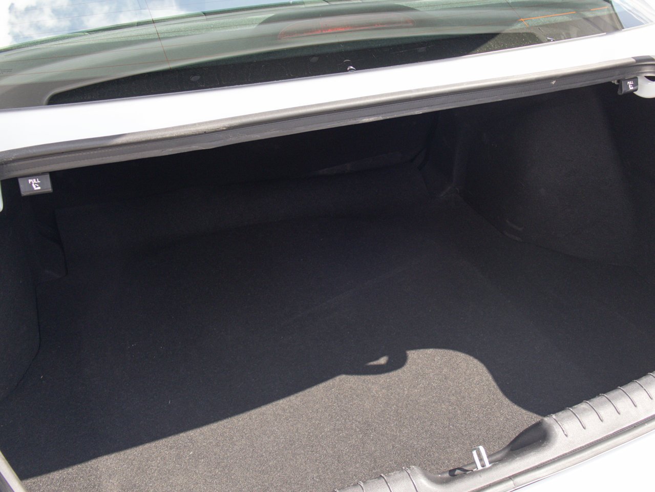 2026 Hyundai Elantra Preferred IVT White Sherwood Park - photo #10
