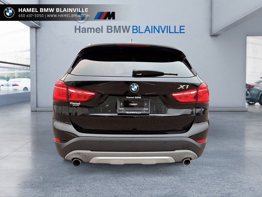 2017 BMW X1 2017 Black