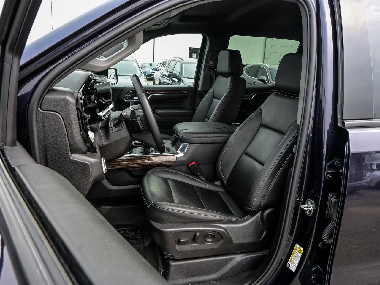 2024 GMC Sierra 1500 4WD Crew Cab 147 Elevation Black Sherwood Park - photo #15