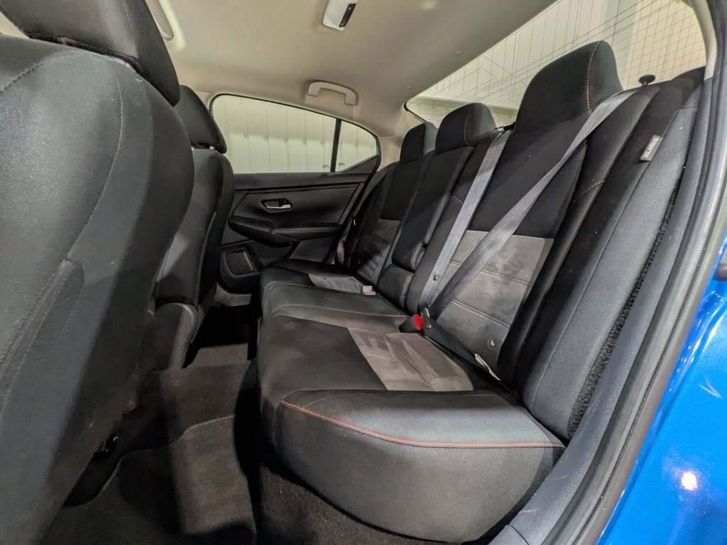 2024 Nissan Sentra SR Manual Blue Val-David - photo #10