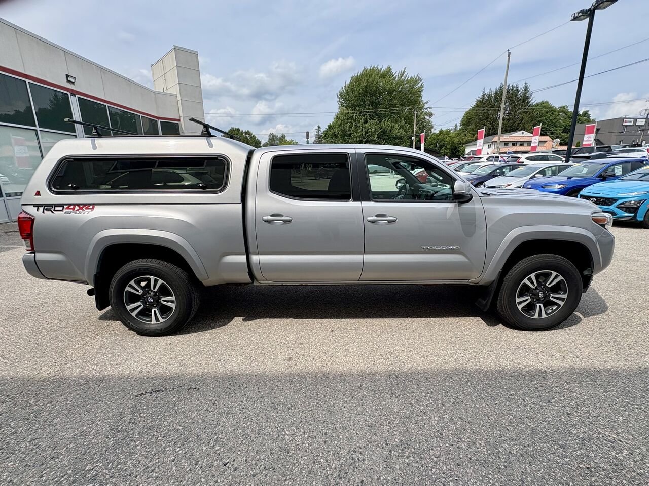 2018 Toyota TACOMA Silver Mont-Laurier - photo #7