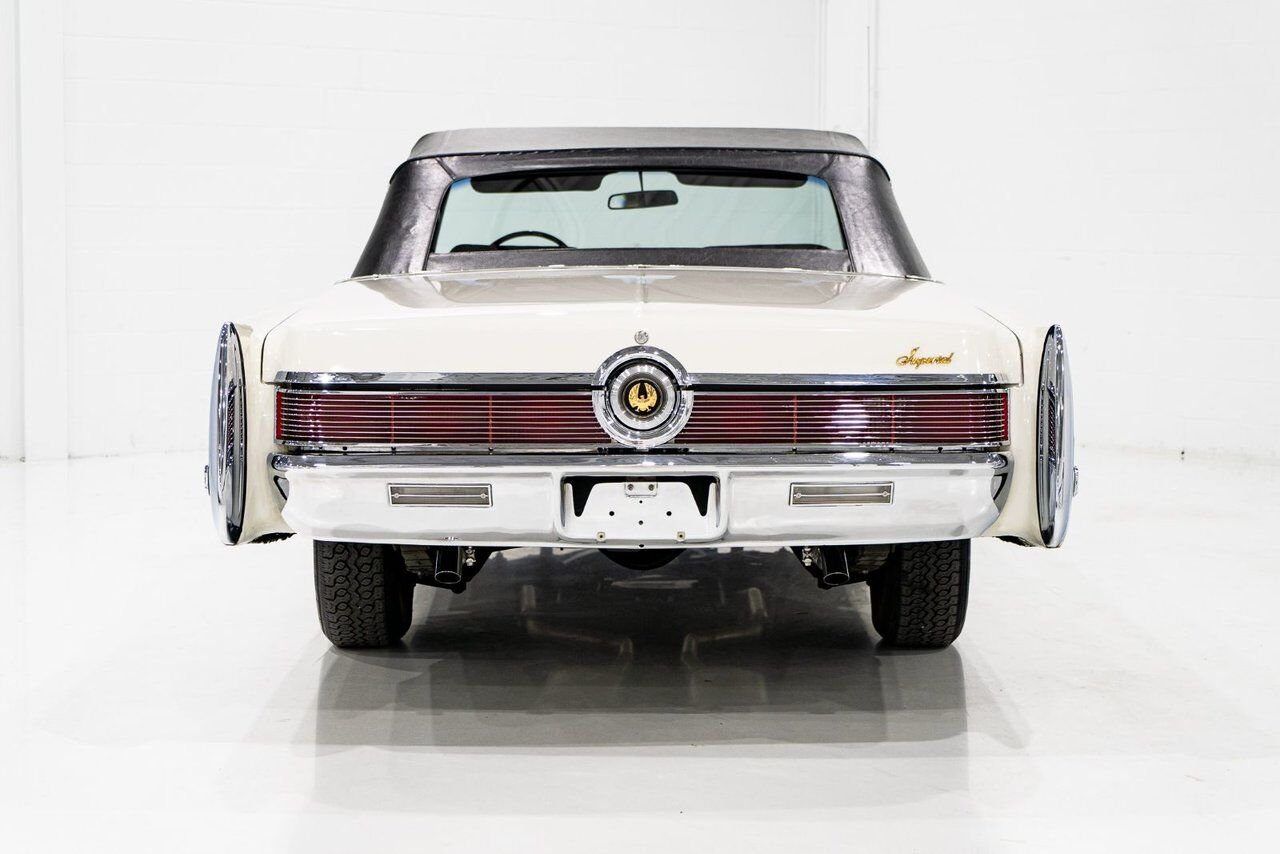 Chrysler IMPERIAL Unrestored with only 31,056 original miles **PRICE IN USD** 1968 Blanc Montréal - photo #51