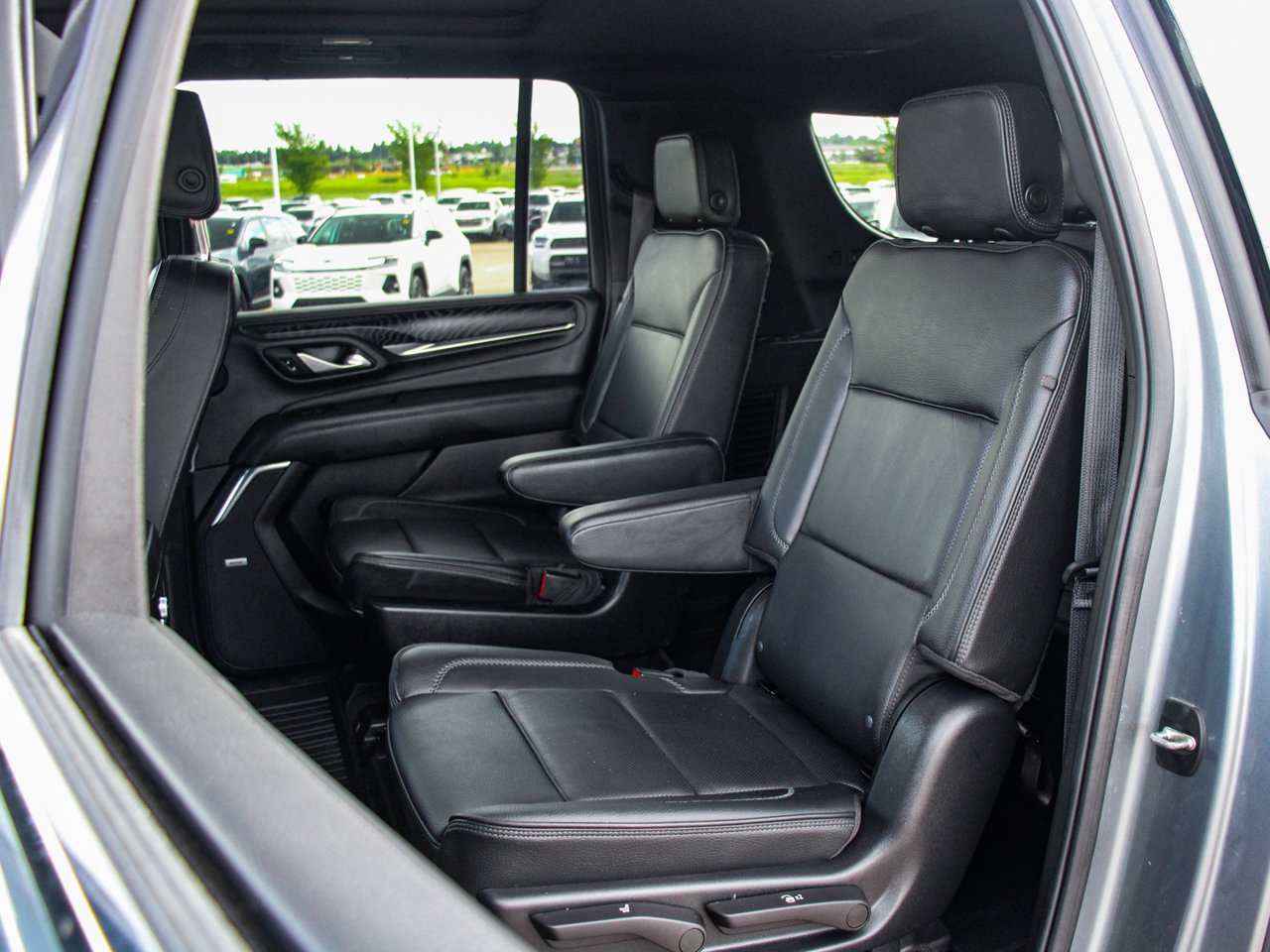 2022 GMC Yukon XL 4WD 4dr Denali Grey Sherwood Park - photo #31