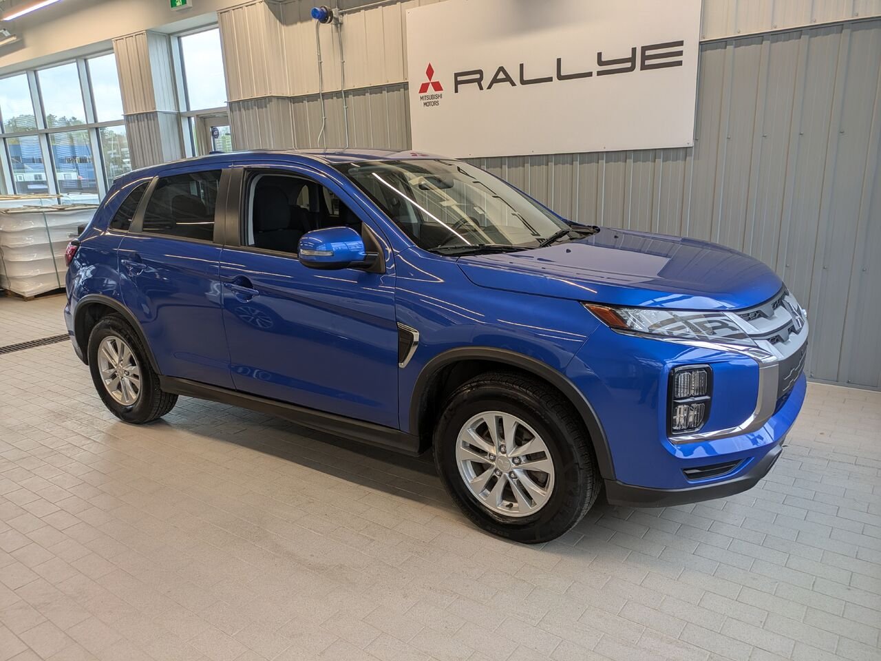 2024 Mitsubishi RVR Blue Gatineau - photo #0