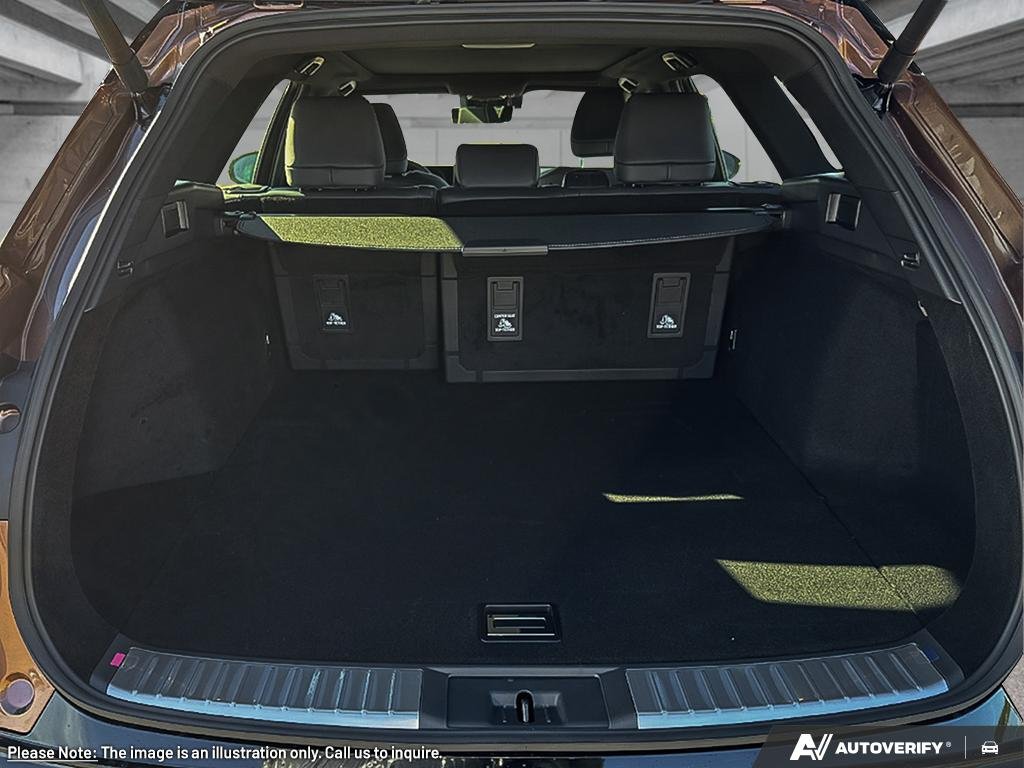 2026 Toyota Crown Signia 2602205 | Limited Finish Line Red w/Black Roof Edmonton - photo #5