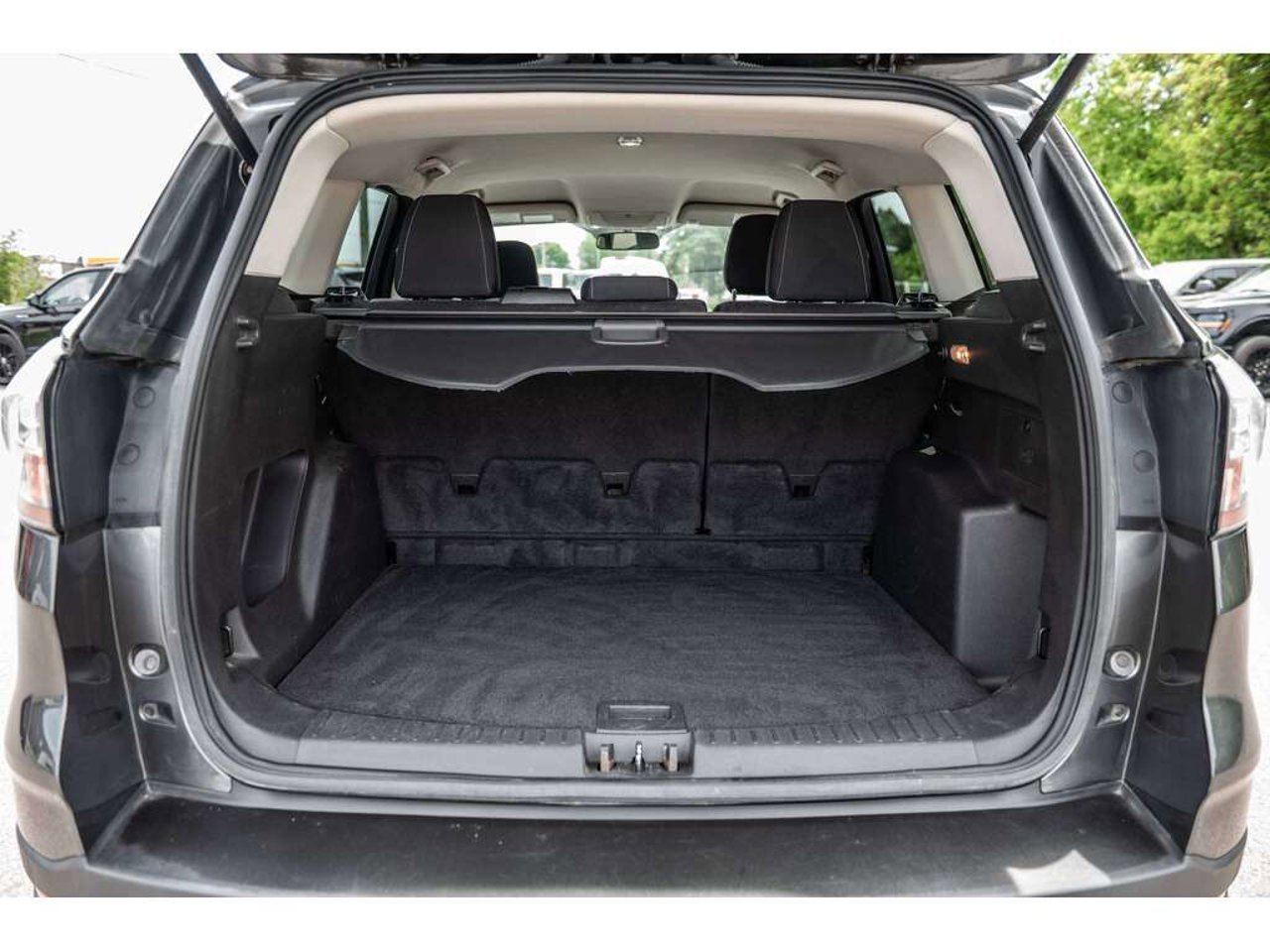2018 Ford Escape Grey Sainte-Julienne - photo #10