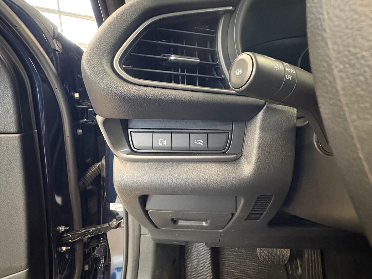 2026 MAZDA CX-30 GX TI Deep Crystal Blue Mica Châteauguay - photo #7