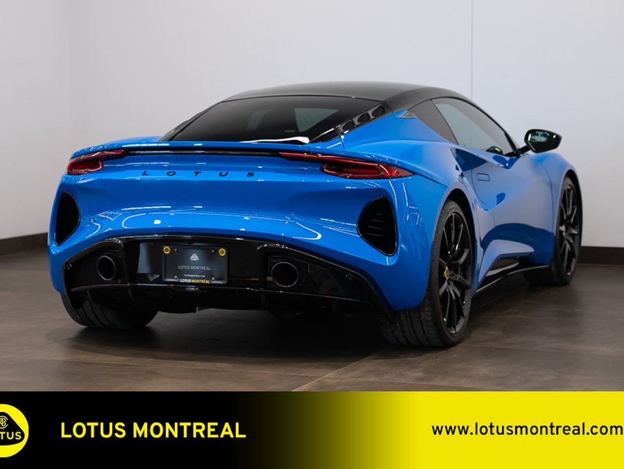 2024 Lotus Emira 2024 Blue