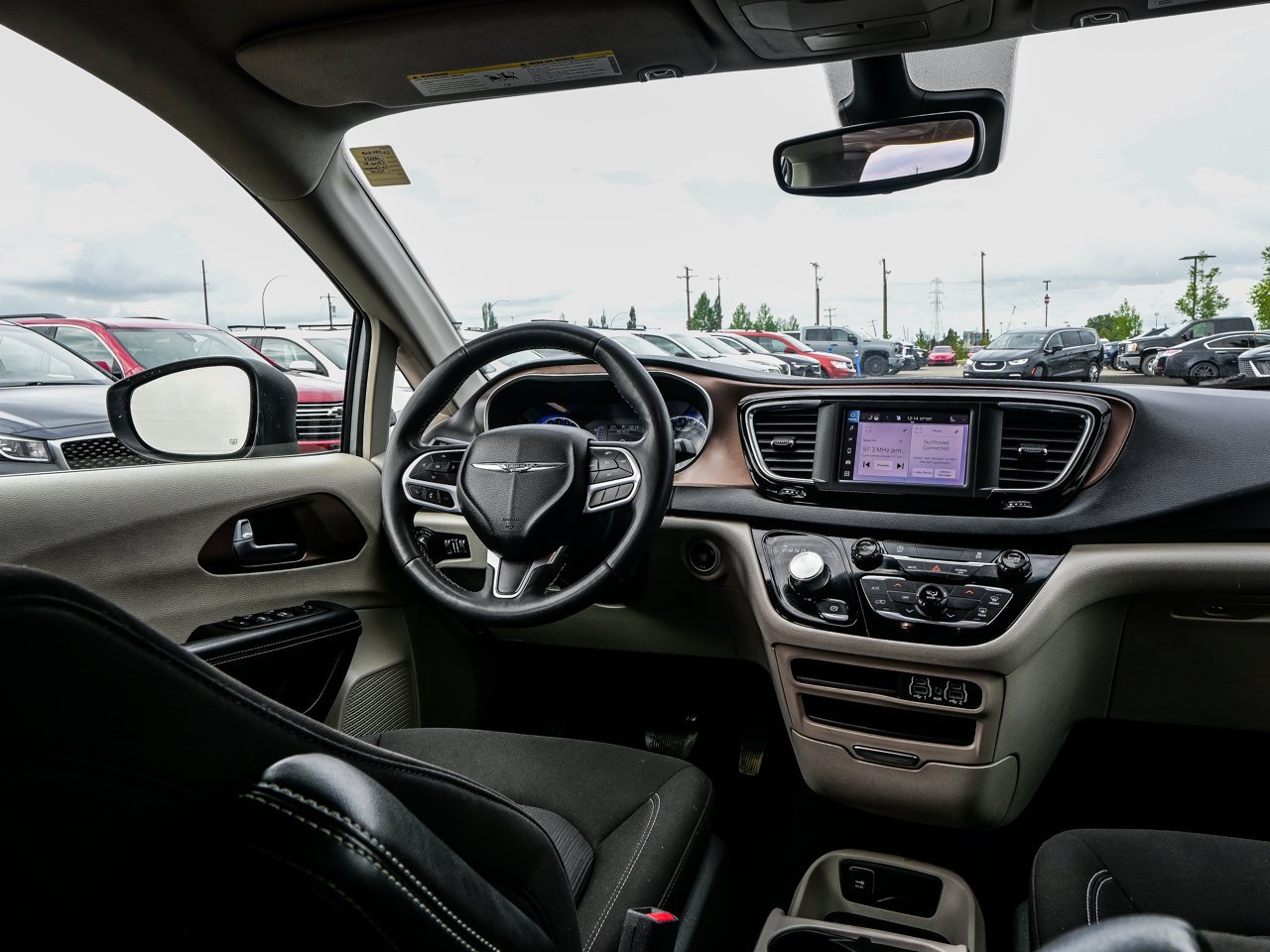 2023 Chrysler Grand Caravan SXT 2WD Grey Sherwood Park - photo #28