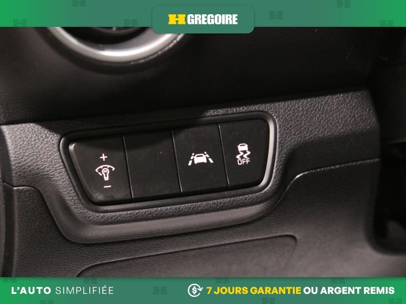 2019 Kia Forte Grey Laval - photo #16