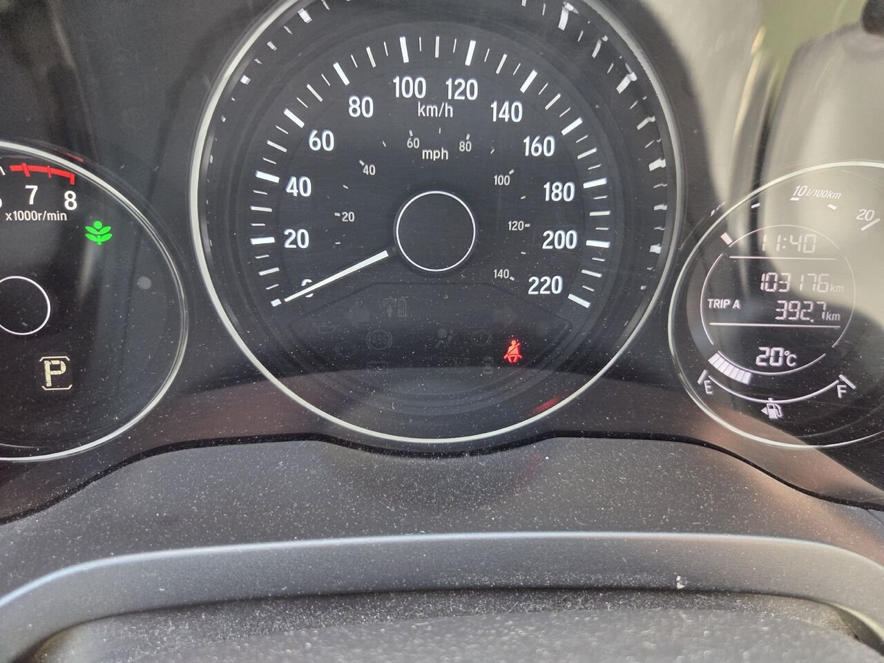 2018 Honda HR-V Grey Mont-Laurier - photo #3
