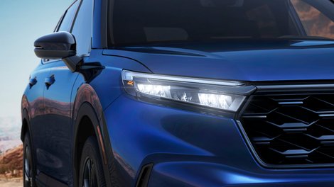 All-Wheel Drive vs. Front-Wheel Drive: What’s Best for Fall Driving in Canada?