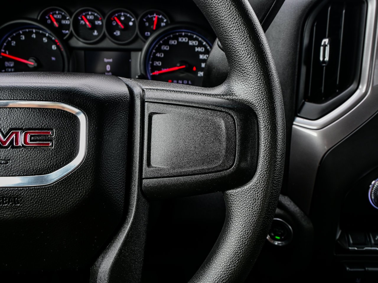 2023 GMC Sierra 1500 4WD Crew Cab 147 Pro White Sherwood Park - photo #22