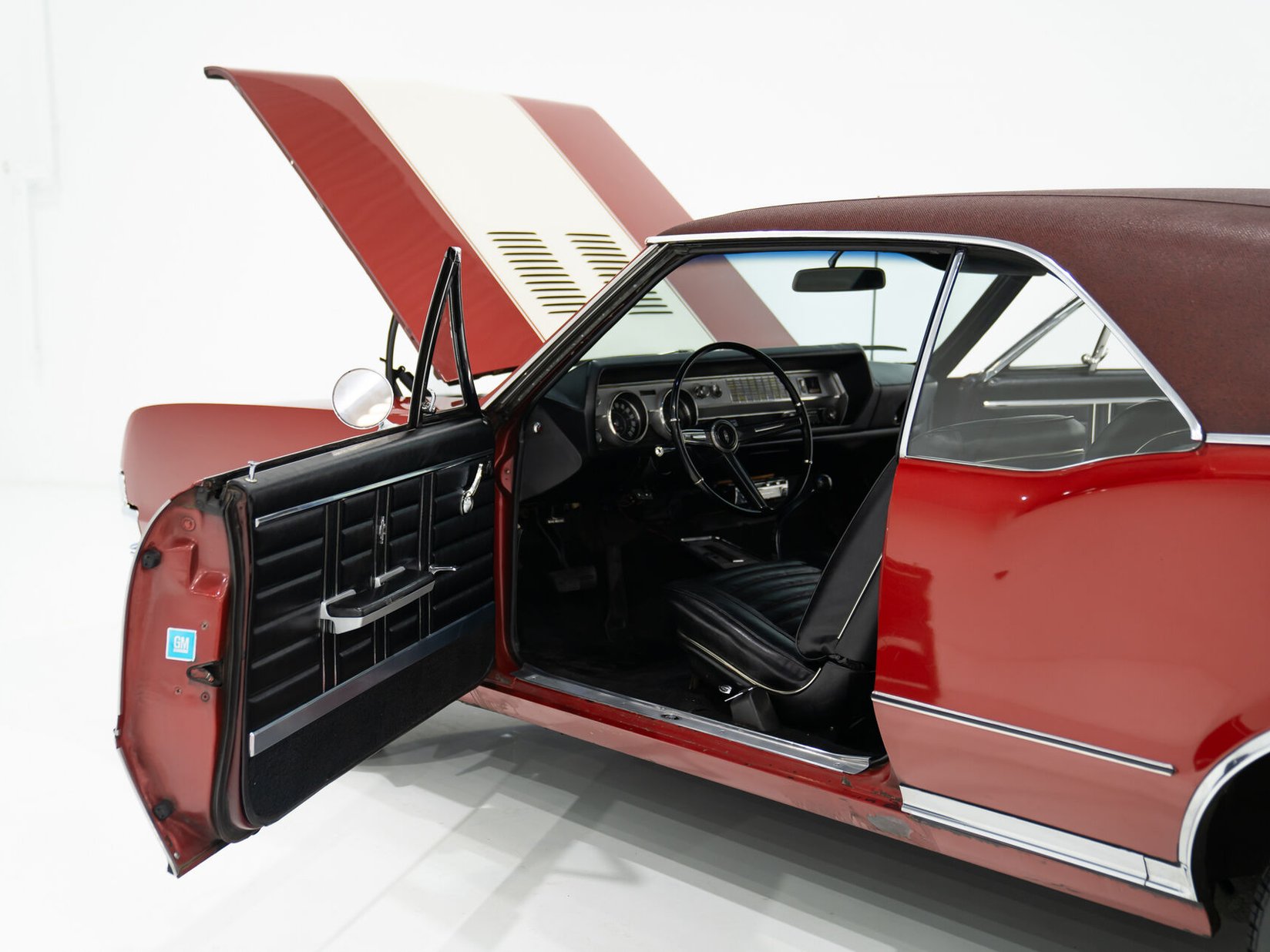 Oldsmobile Cutlass 442 *PRIX EN USD* Numéros entièrement Matching Non restaurée Repeinte une seule fois 1967 Rouge Montréal - photo #109