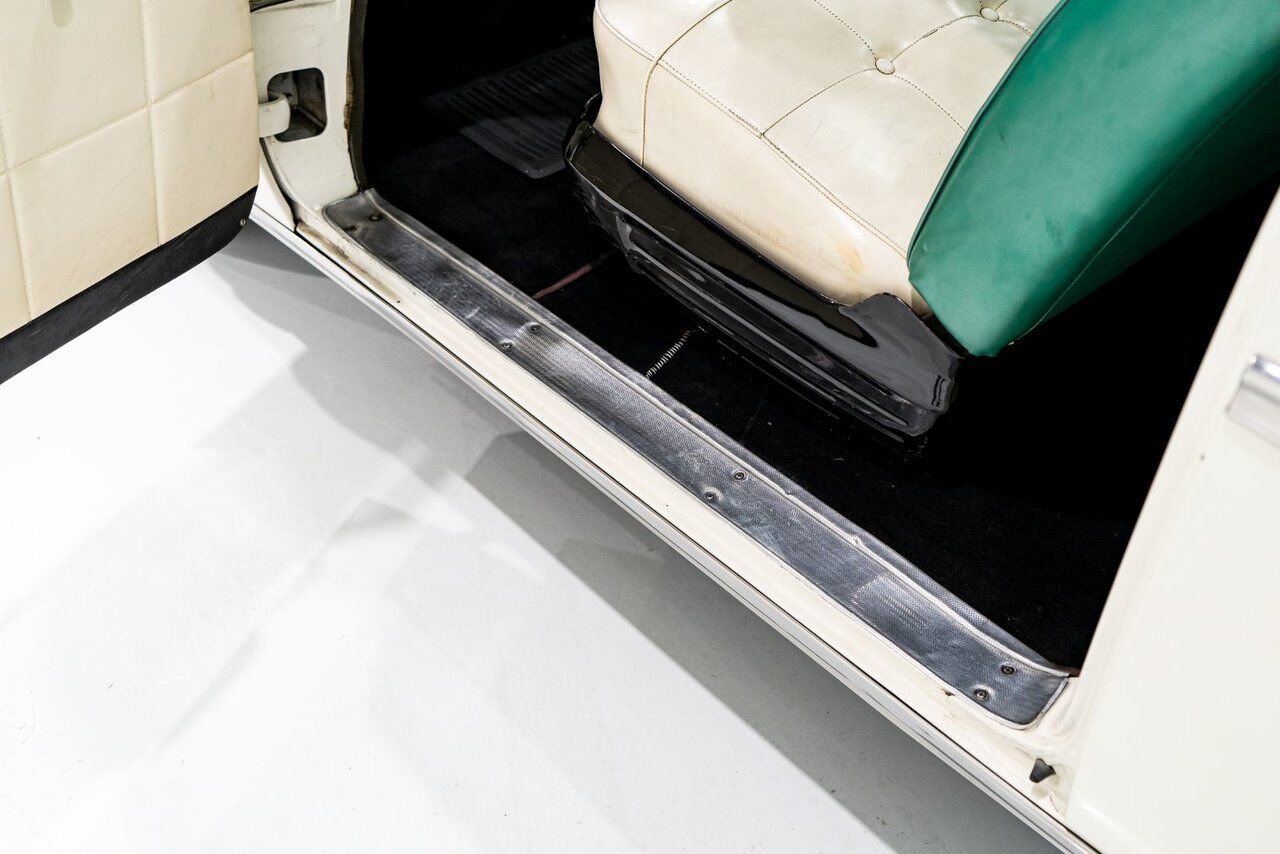 1954 Ford Crestline Skyliner rare glass top long term ownership White Montreal - photo #78