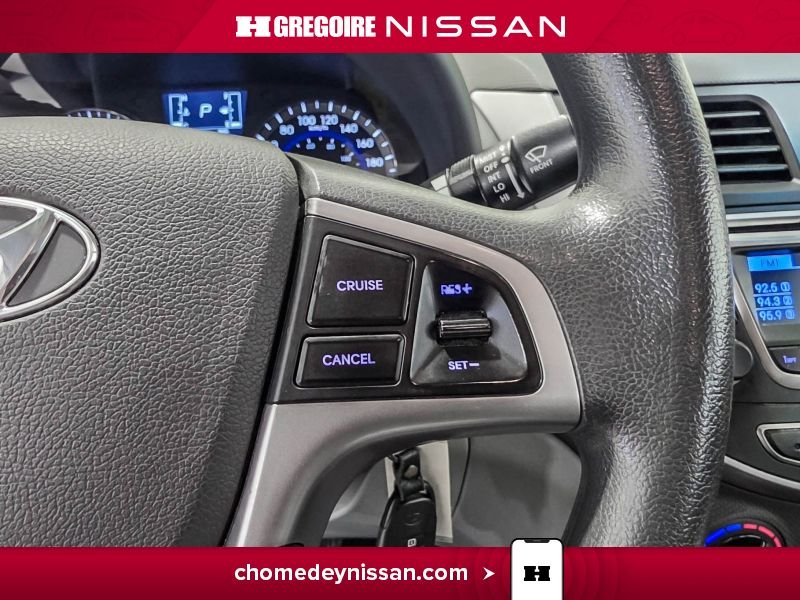 2015 Hyundai Accent Silver Laval - photo #18