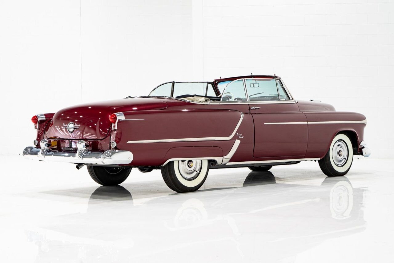 1953 Oldsmobile 98 PRIX EN USD | Convertible Beautifully Presented from complete Restoration Red Montreal - photo #4