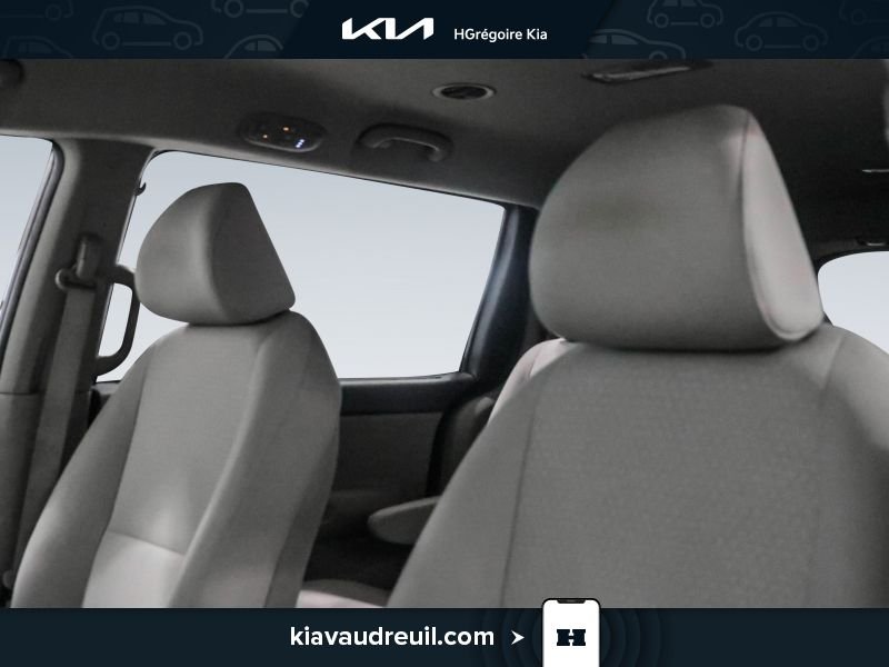 Kia Sedona 2016 Gris Saint-Eustache - photo #8