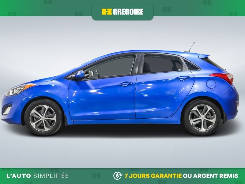 Hyundai Elantra 2017 Bleu Laval - photo #4
