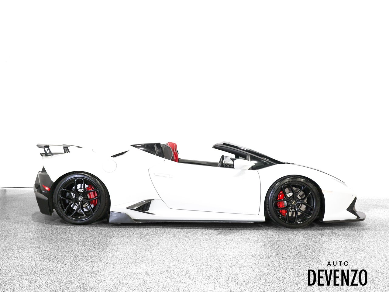2017 Lamborghini Huracan White Saint-Eustache - photo #1