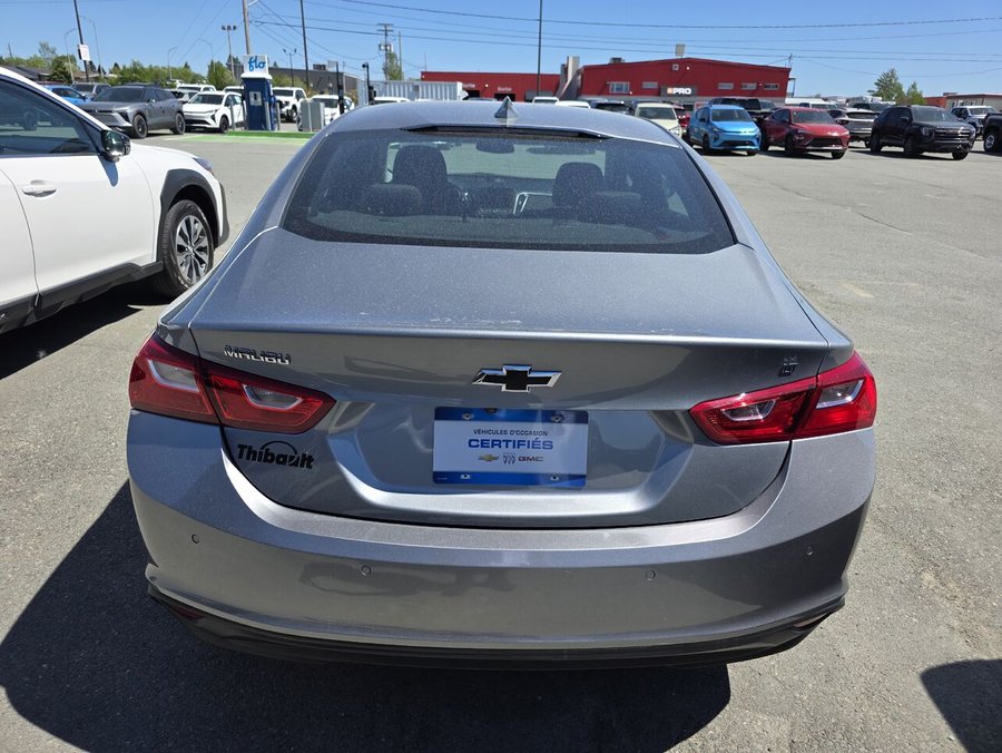 Chevrolet Malibu 2024 2024 Gris