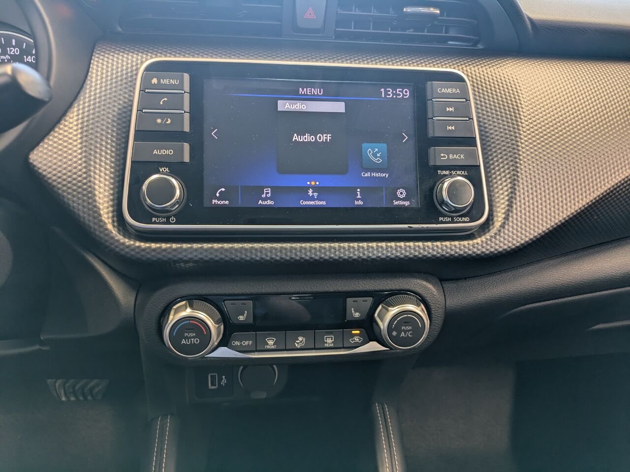 2018 Nissan Kicks White Gatineau - photo #10