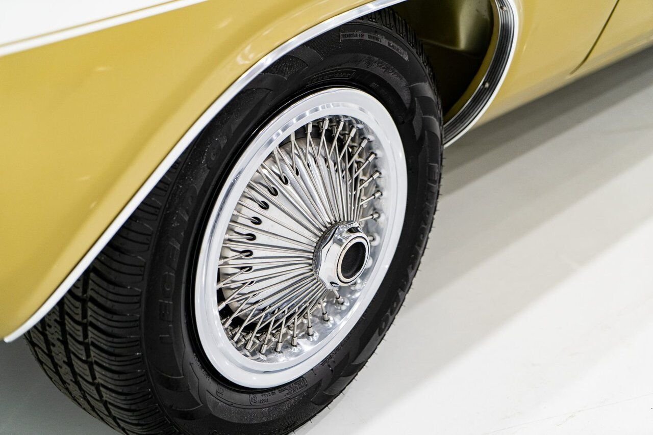 Dodge Challenger *PRIX EN USD* Convertible Fully restored to desirable specifications 1971 Or Montréal - photo #51