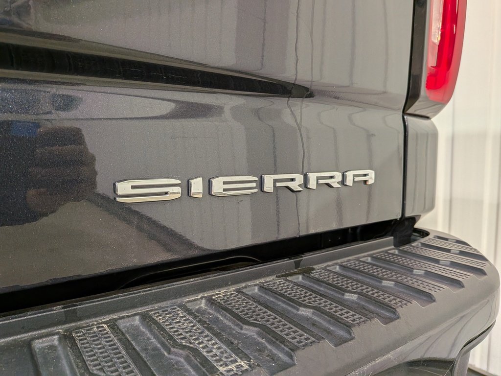 2023 GMC Sierra 1500 4WD Crew Cab 157" Denali Grey Val-David - photo #41