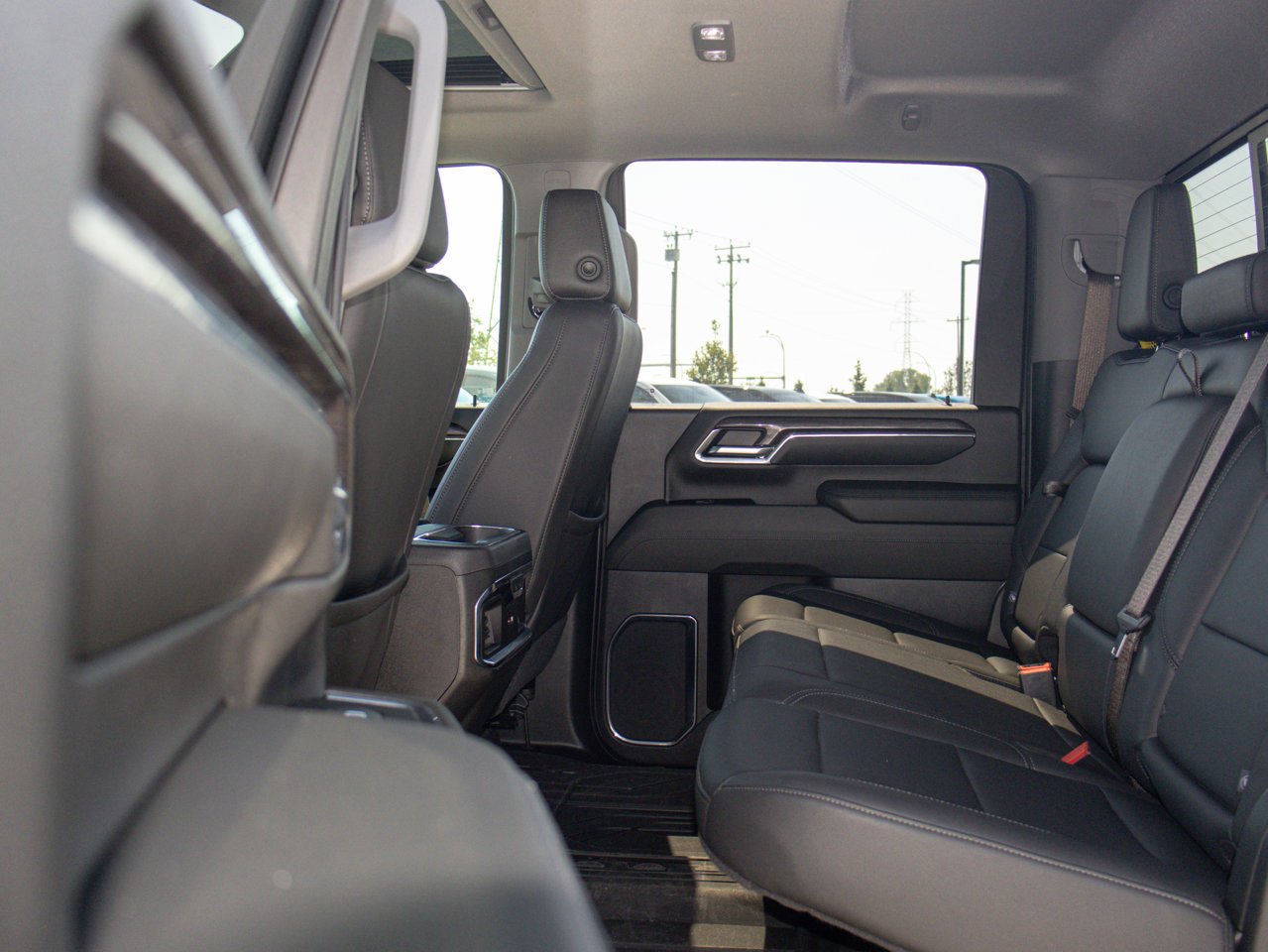 2024 Chevrolet Silverado 3500HD 4WD Crew Cab 159 LTZ White Sherwood Park - photo #34