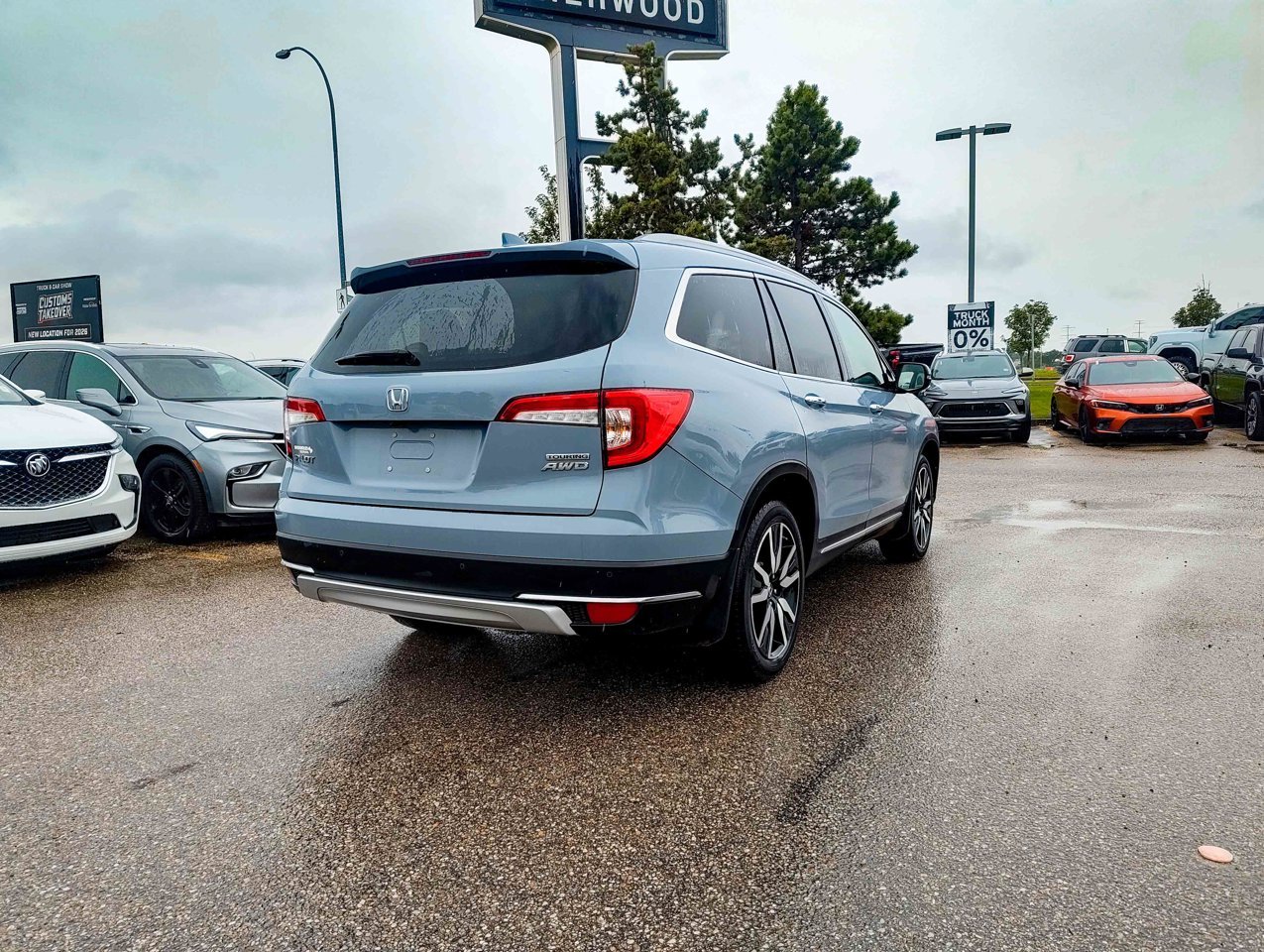 2022 Honda Pilot Touring 7-Passenger AWD Grey Sherwood Park - photo #5