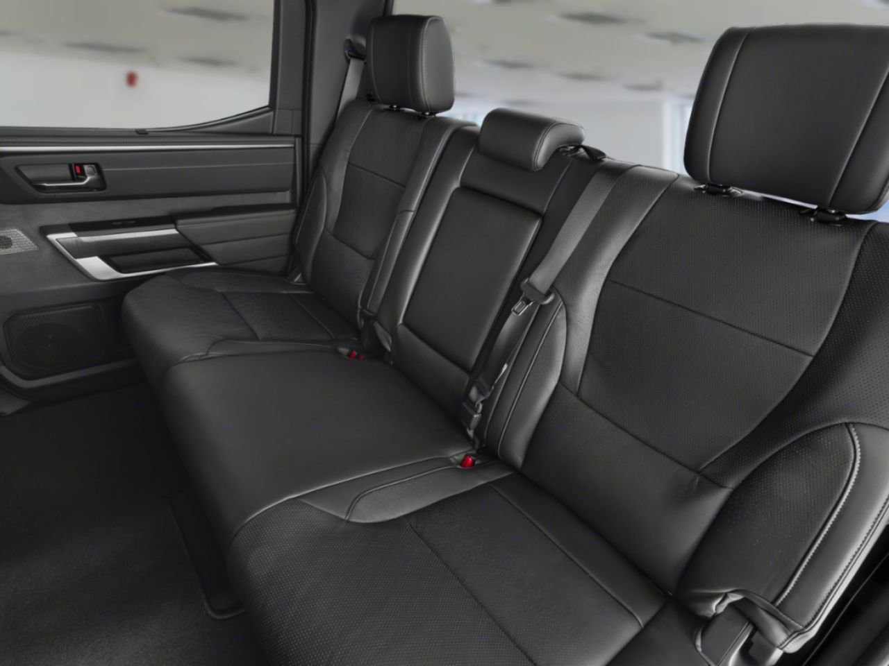 Toyota Tundra 2026 Frisson glacé nacré Mont-Laurier - photo #11