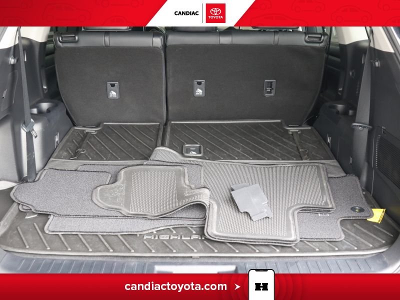 Toyota Highlander 2021 Noir Blainville - photo #32