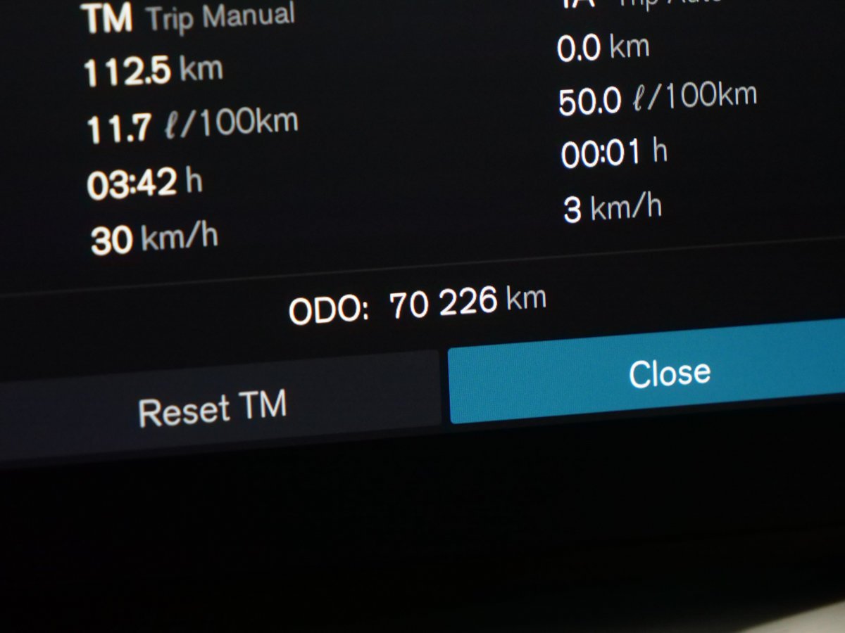 Volvo XC60 B6 INSCRIPTION ADVANCED CLIMATE BOWERS 2022 Blanc Montréal - photo #9