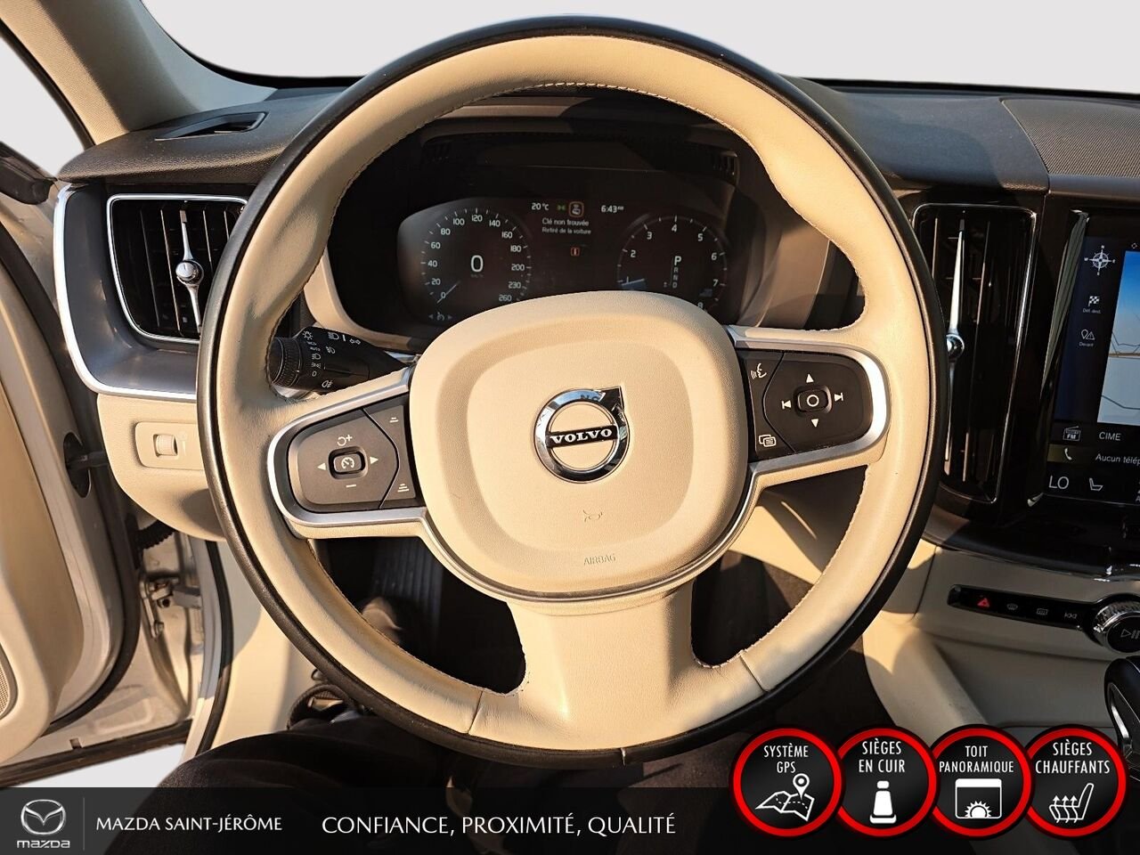 Volvo XC60 T6 Momentum | TOIT OUVRANT | CUIR | AWD | 2019 Gris Saint-Jérôme - photo #12